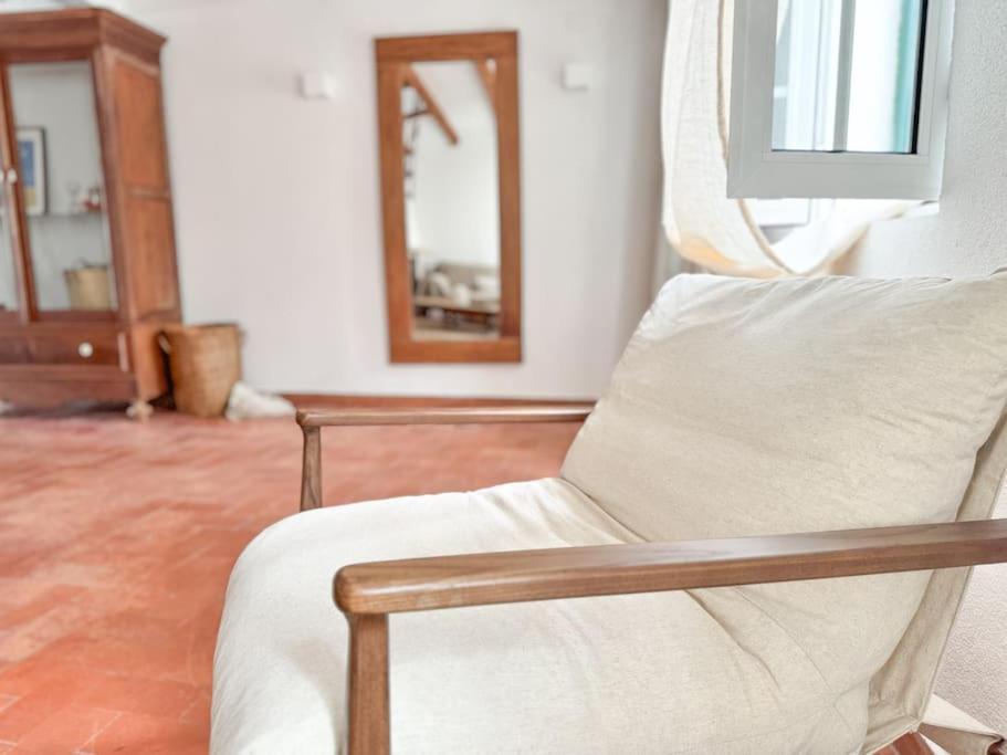 Costa Inn Beach House With Pool By Homeful Homes Costa da Caparica Exterior foto