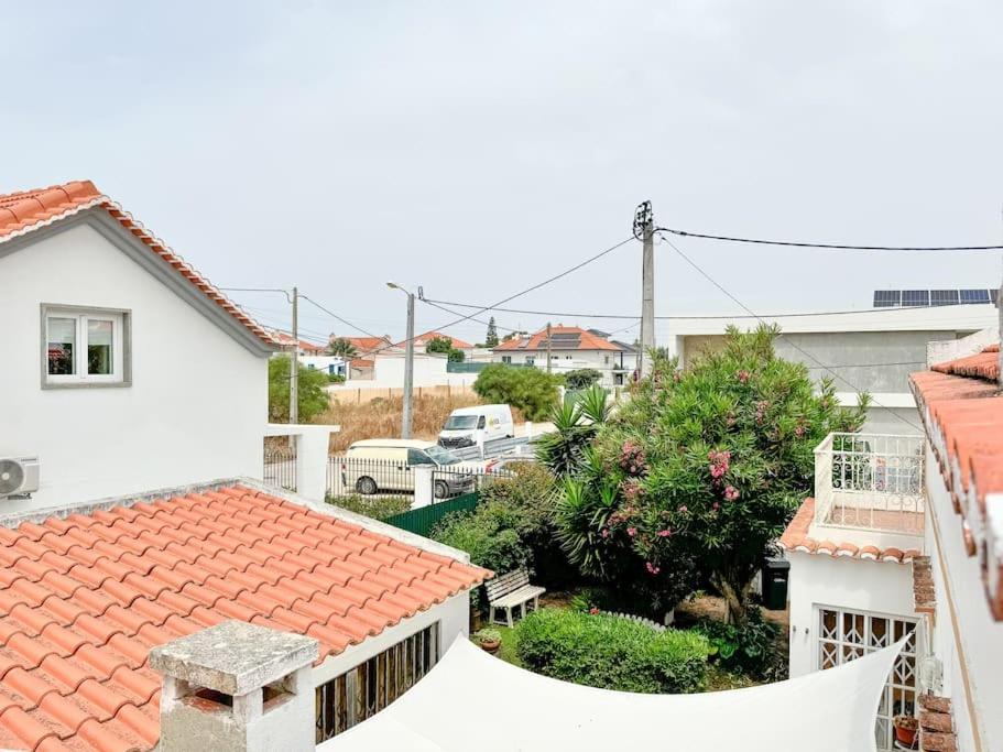 Costa Inn Beach House With Pool By Homeful Homes Costa da Caparica Exterior foto