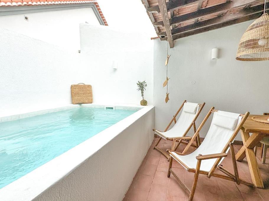 Costa Inn Beach House With Pool By Homeful Homes Costa da Caparica Exterior foto